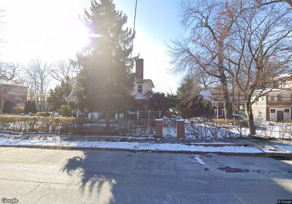 271 Park Hill Ave, Yonkers, NY 10705 - photo 1