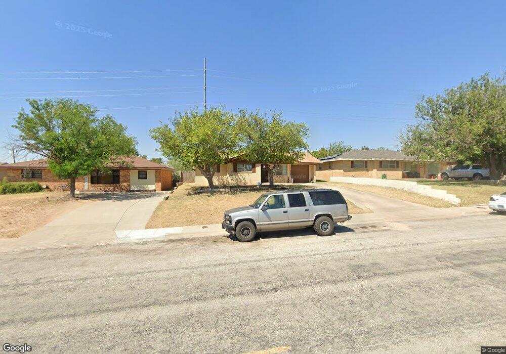 908 Baylor Blvd, Big Spring, TX 79720 - photo 1