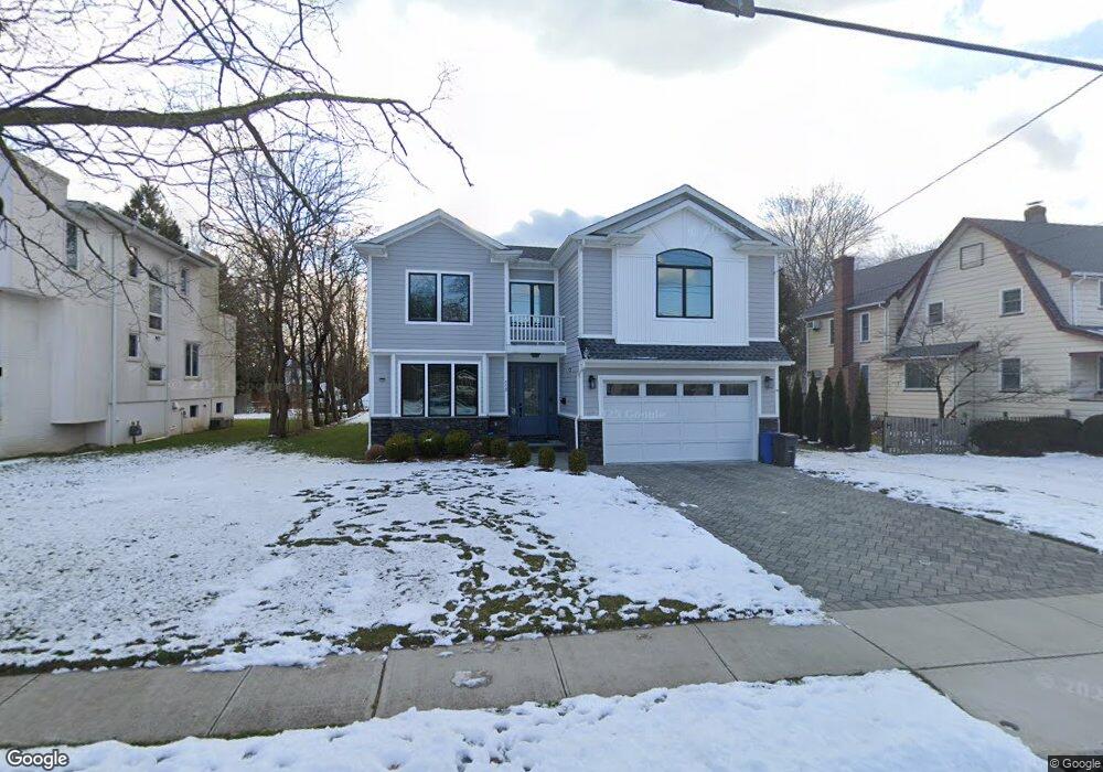 112 Westervelt Place, Cresskill, NJ 07626 - photo 1