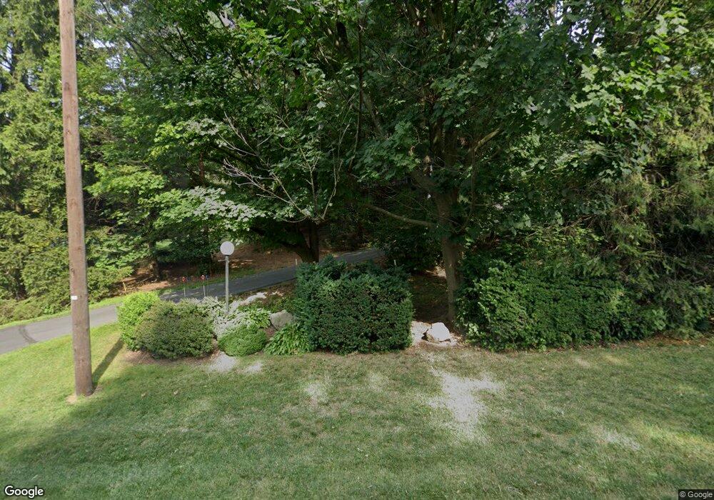 4921 Chestnut St, Emmaus, PA 18049 - photo 1