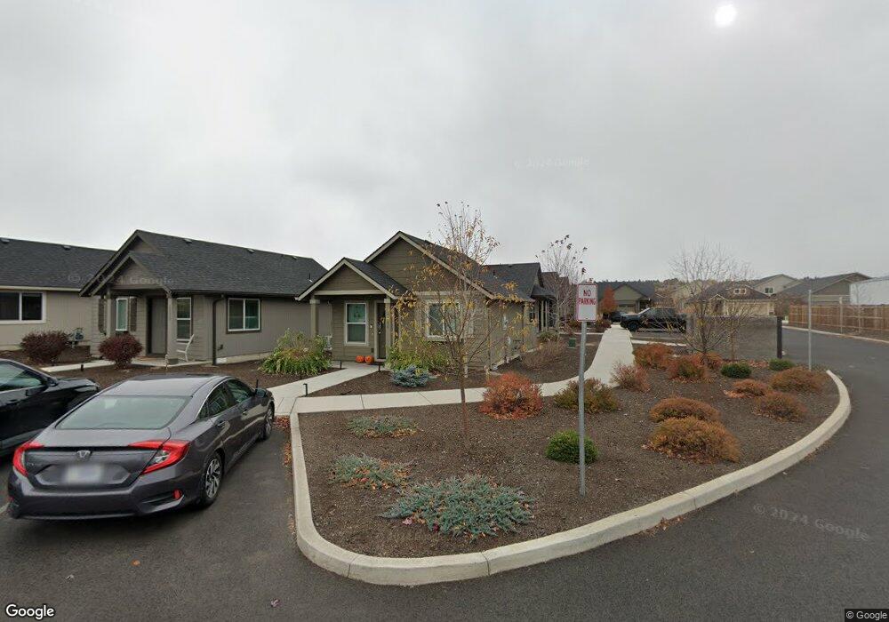 1554 SW 36th Loop, Redmond, OR 97756 - photo 1