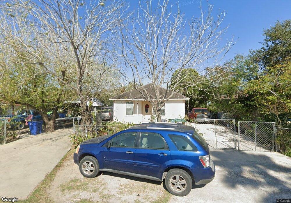 1603 S De la Rosa Dr, Donna, TX 78537 - photo 1