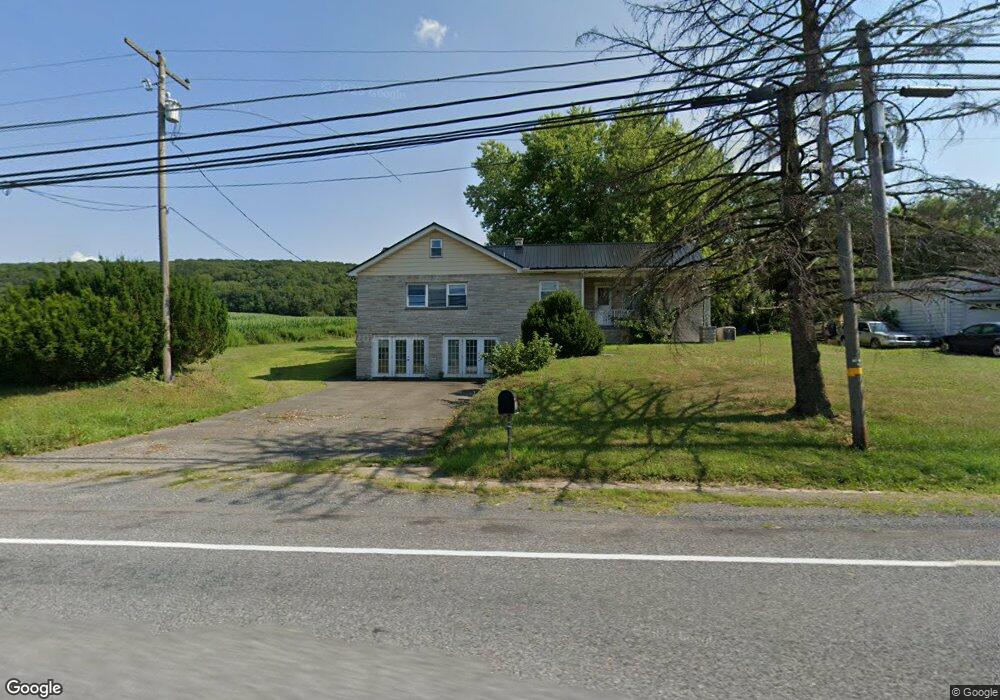 792 Penn Dr, Tamaqua, PA 18252 - photo 1