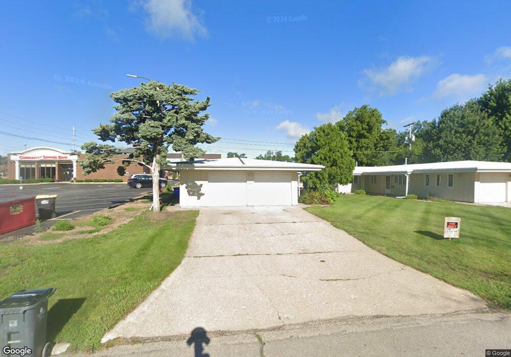 803 35th St SE, Cedar Rapids, IA 52403 - photo 1