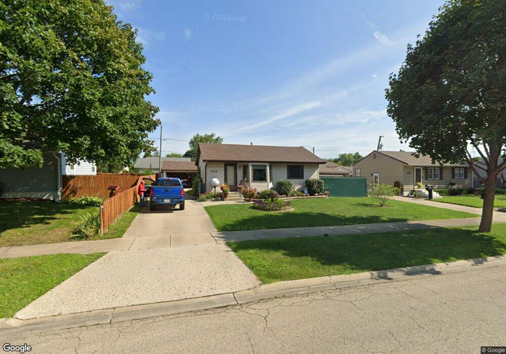 2916 Shoshone Rd, Waukegan, IL 60087 - photo 1