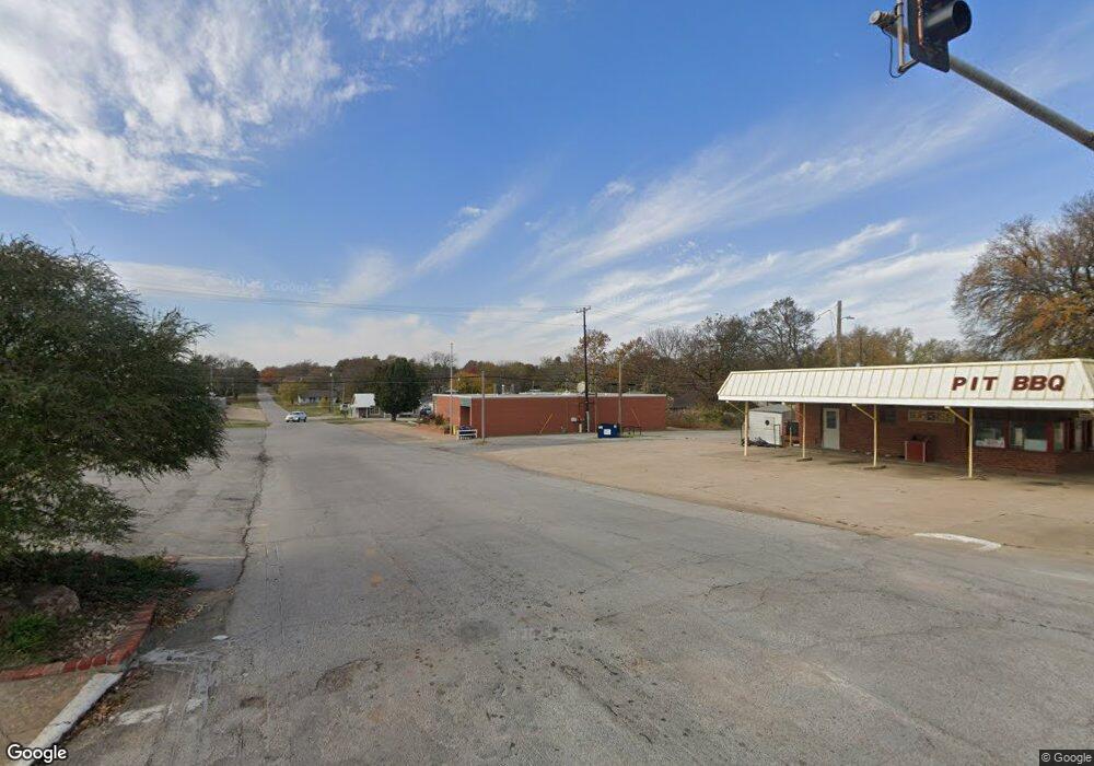 712 N C Ave, Cleveland, OK 74020 - photo 1