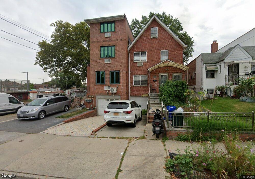 6111 159th St, Flushing, NY 11365 - photo 1