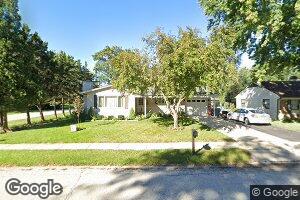 986 Mark St, South Elgin, IL 60177