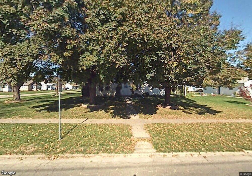 606 N 8th Ave E, Newton, IA 50208 - photo 1