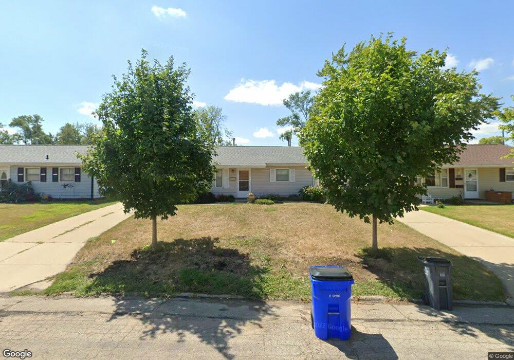 1014 17th St SW, Cedar Rapids, IA 52404 - photo 1