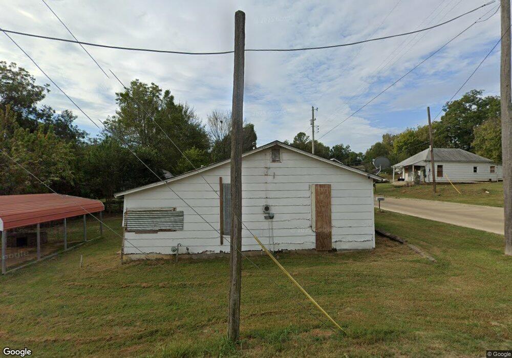 221 E Pine St, Durant, OK 74701 - photo 1