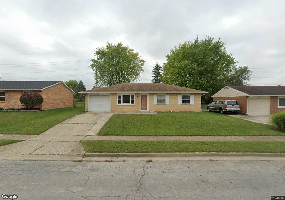 1028 New Mexico Dr, Xenia, OH 45385 - photo 1