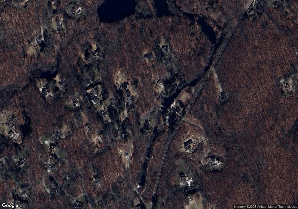 7 Bridge Rd, Weston, CT 06883 - photo 1