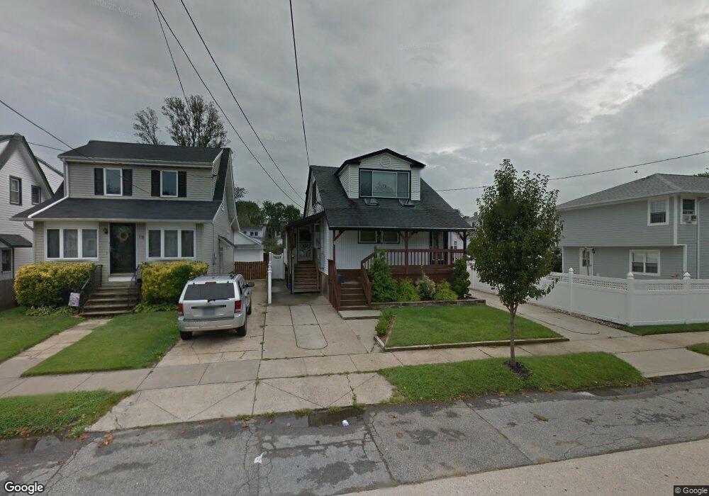 17 Smith St, East Rockaway, NY 11518 - photo 1