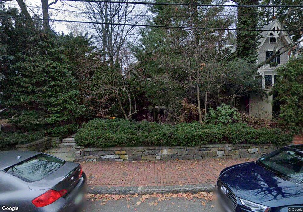 21 Buckingham St, Cambridge, MA 02138 - photo 1