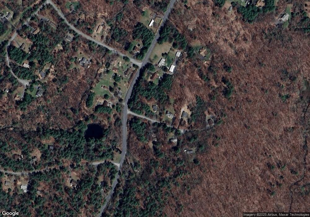 102 Griff Ct, Dingmans Ferry, PA 18328 - photo 1