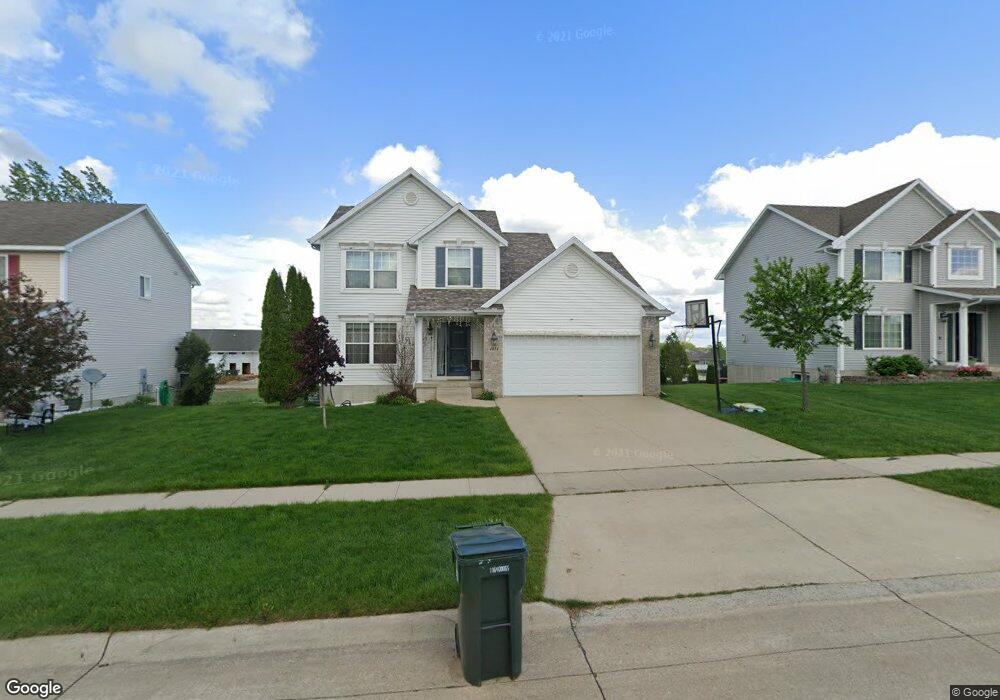 4814 Addison Dr, Cedar Falls, IA 50613 - photo 1