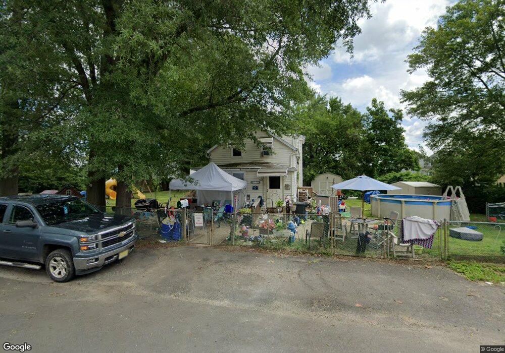 722 Beachview Ave, Keyport, NJ 07735 - photo 1