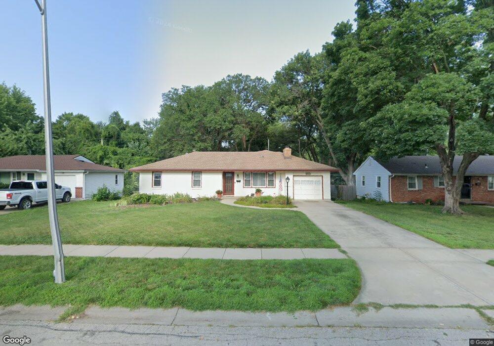 6718 Stearns St, Shawnee, KS 66203 - photo 1
