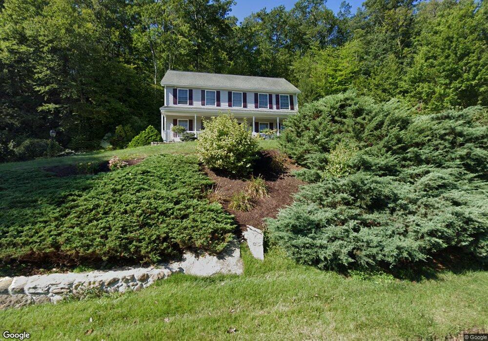 646 Walnut Tree Hill Rd, Shelton, CT 06484 - photo 1