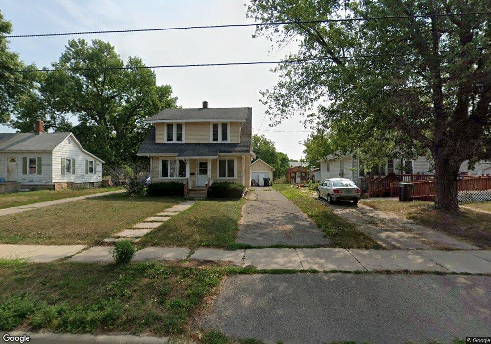 1013 4th St SE, Austin, MN 55912 - photo 1