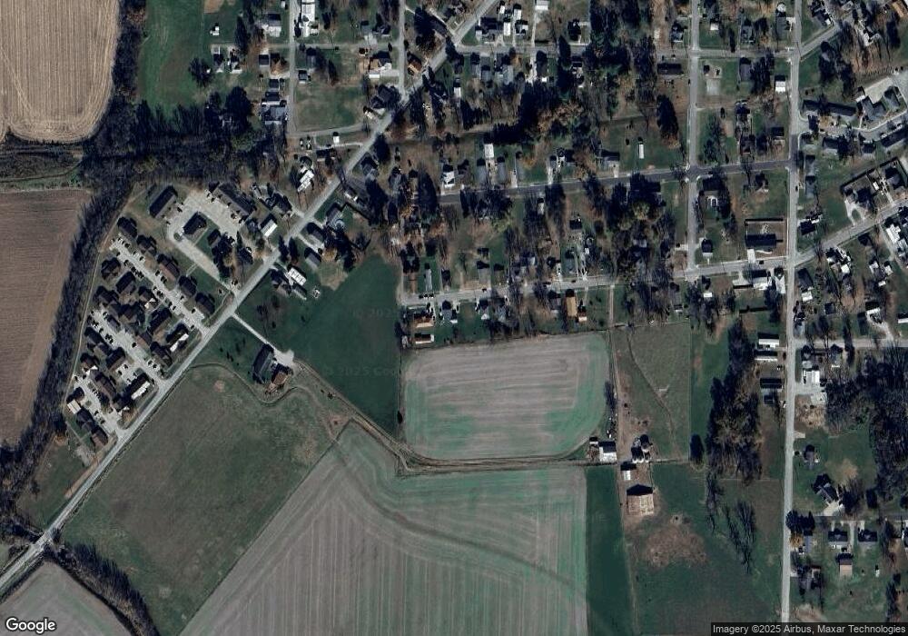 723 Alton St, Bicknell, IN 47512 - photo 1