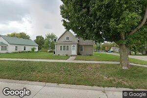 301 S 4th St, Mapleton, IA 51034