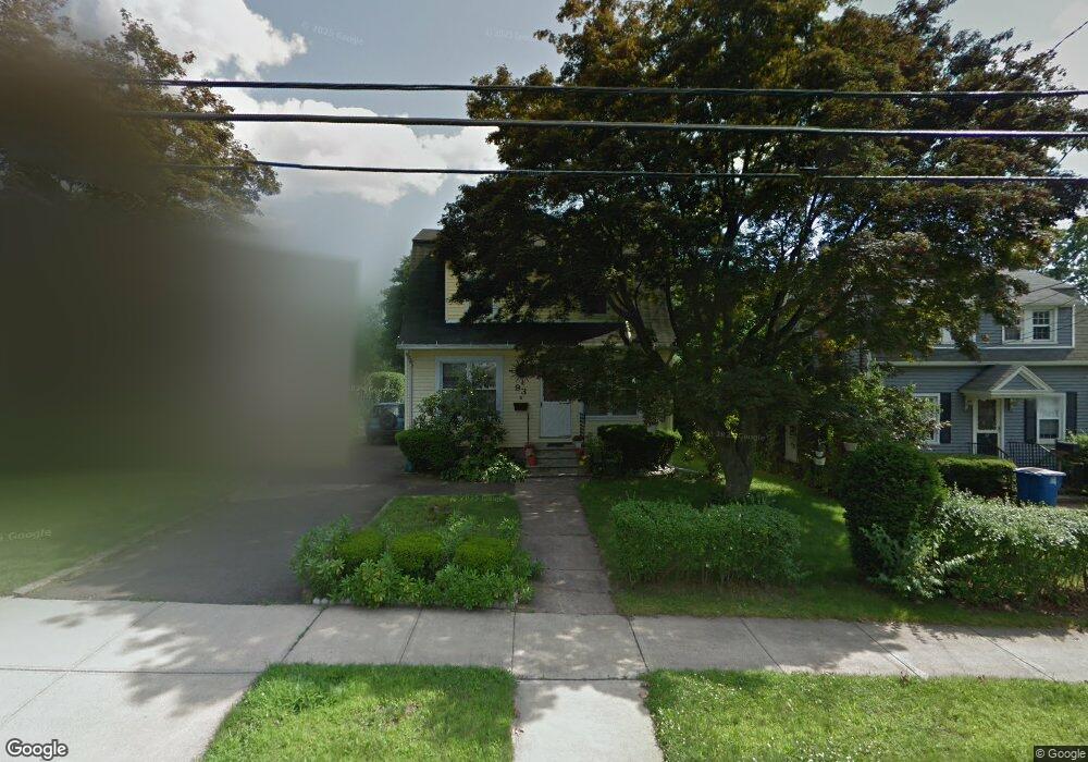 93 Fort Hale Rd, New Haven, CT 06512 - photo 1