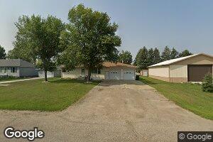 712 2nd St E, McClusky, ND 58463