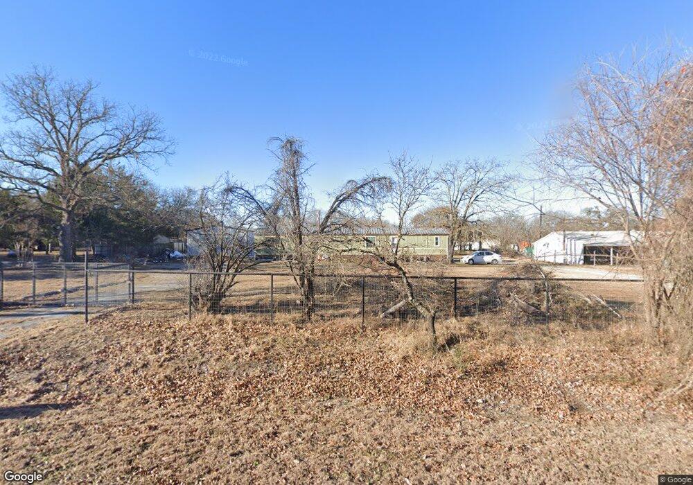 318 Briar Oaks Dr, Azle, TX 76020 - photo 1