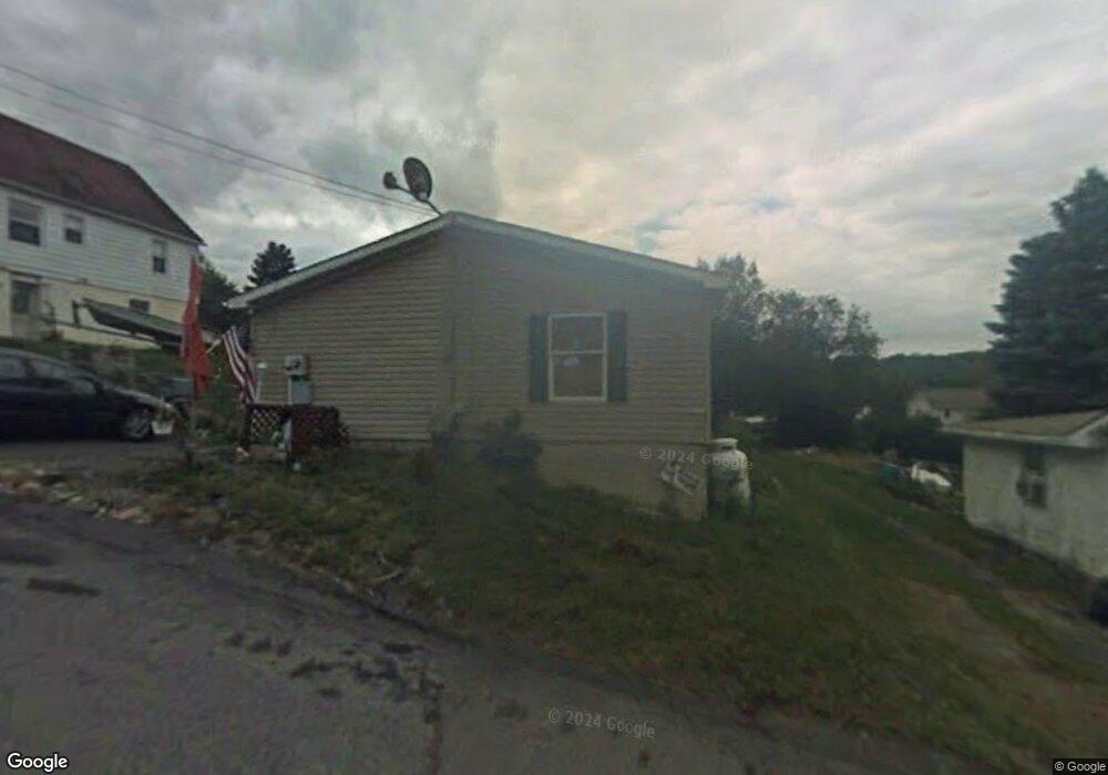 450 Stanton St, Dupont, PA 18641 - photo 1