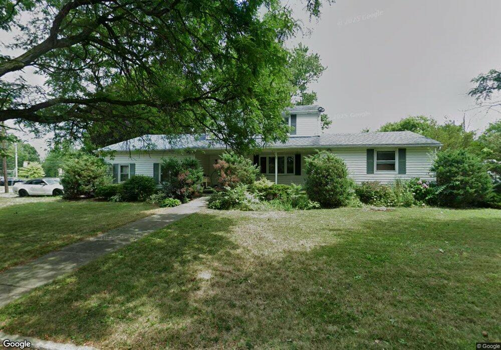 909 Deerfield Dr, North Tonawanda, NY 14120 - photo 1