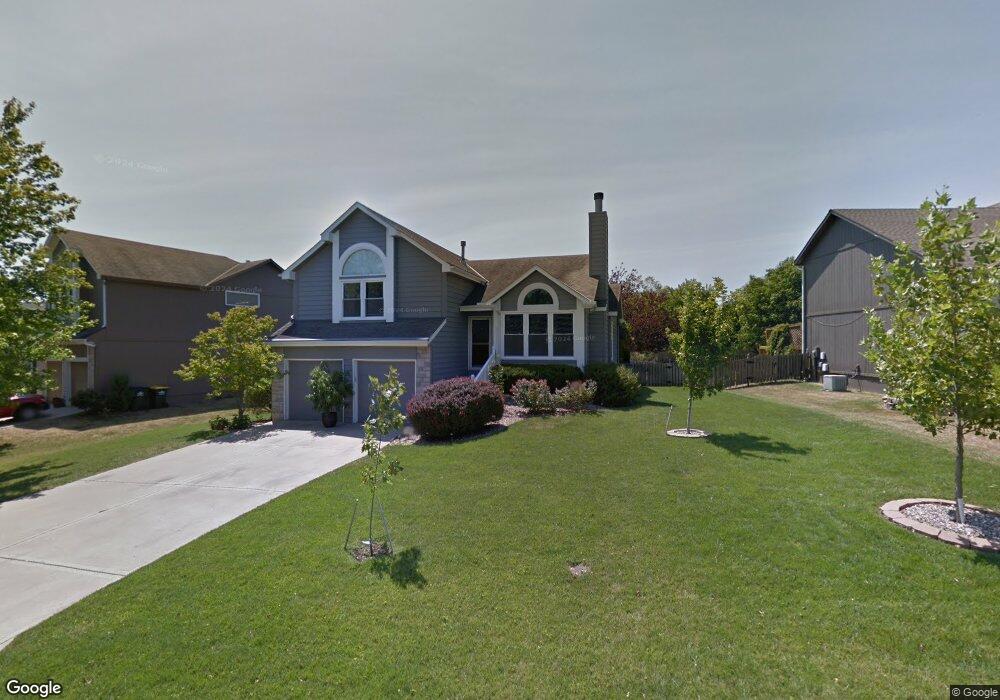 21209 W 56th St, Shawnee, KS 66218 - photo 1