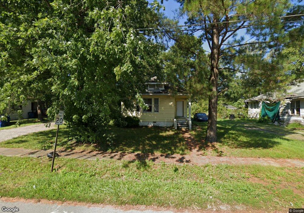 23 S Shaw St, Harrisburg, IL 62946 - photo 1