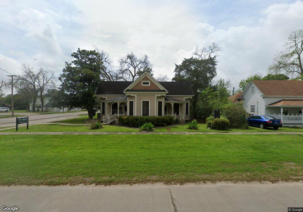 2120 6th St, Bay City, TX 77414 - photo 1