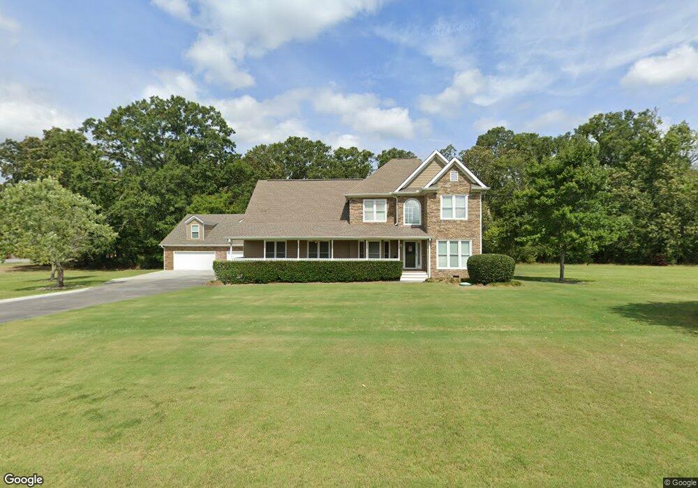 130 Aspen Dr NE, Calhoun, GA 30701 - photo 1