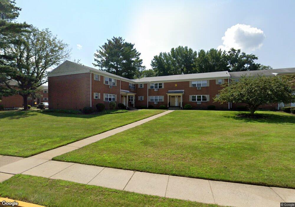 56 16 Garden View unit 16, Hightstown, NJ 08520 - photo 1