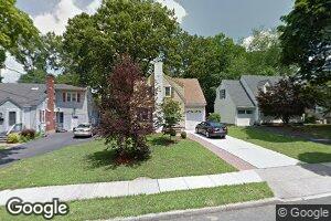 565 Cleardale Ave, Ewing, NJ 08618