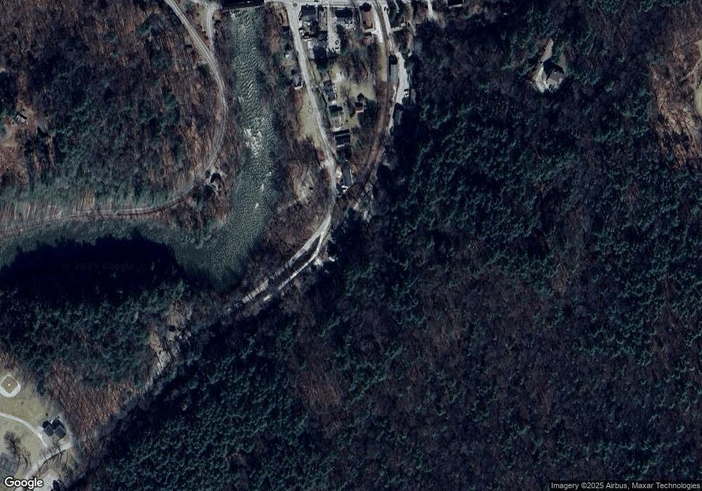 21 Railroad St, West Cornwall, CT 06796 - photo 1