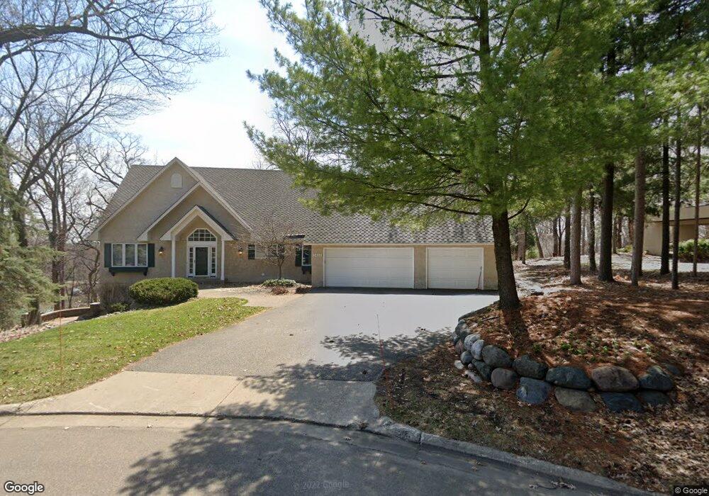 5433 Vining Point Rd, Minnetonka, MN 55345 - photo 1