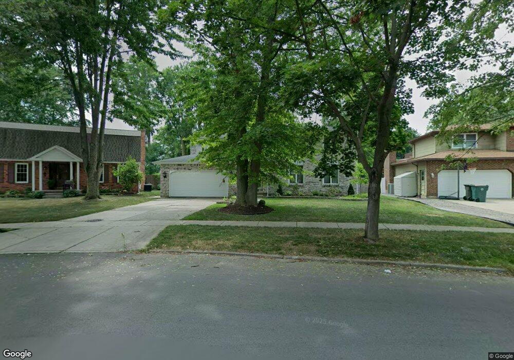 1104 Bowen Dr W, North Tonawanda, NY 14120 - photo 1