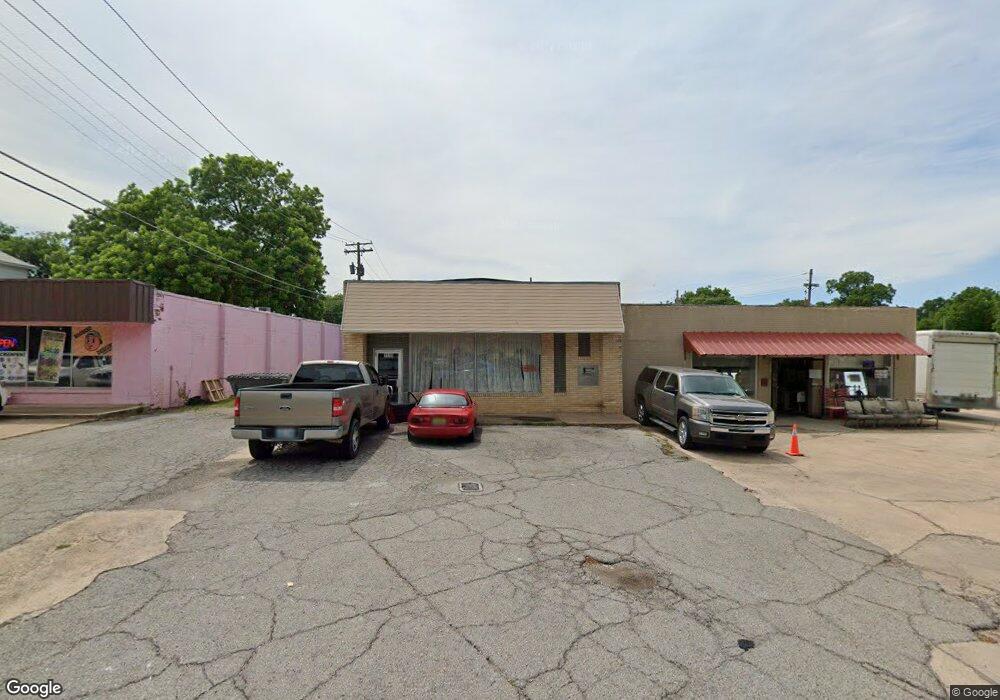 1119 E St NW, Ardmore, OK 73401 - photo 1