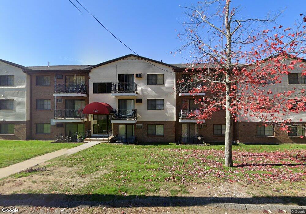 128 Mammoth Rd unit 125, Hooksett, NH 03106 - photo 1