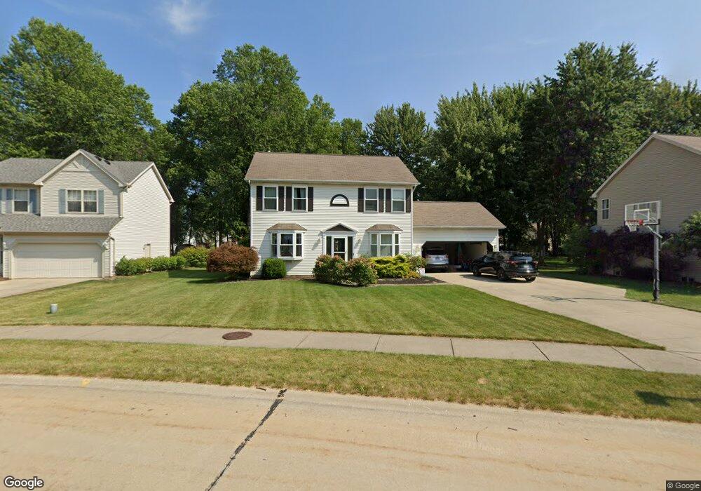 26972 Glenside Ln, Olmsted Falls, OH 44138 - photo 1