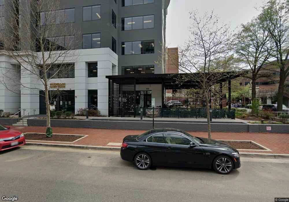 542 Montgomery St, Alexandria, VA 22314 - photo 1