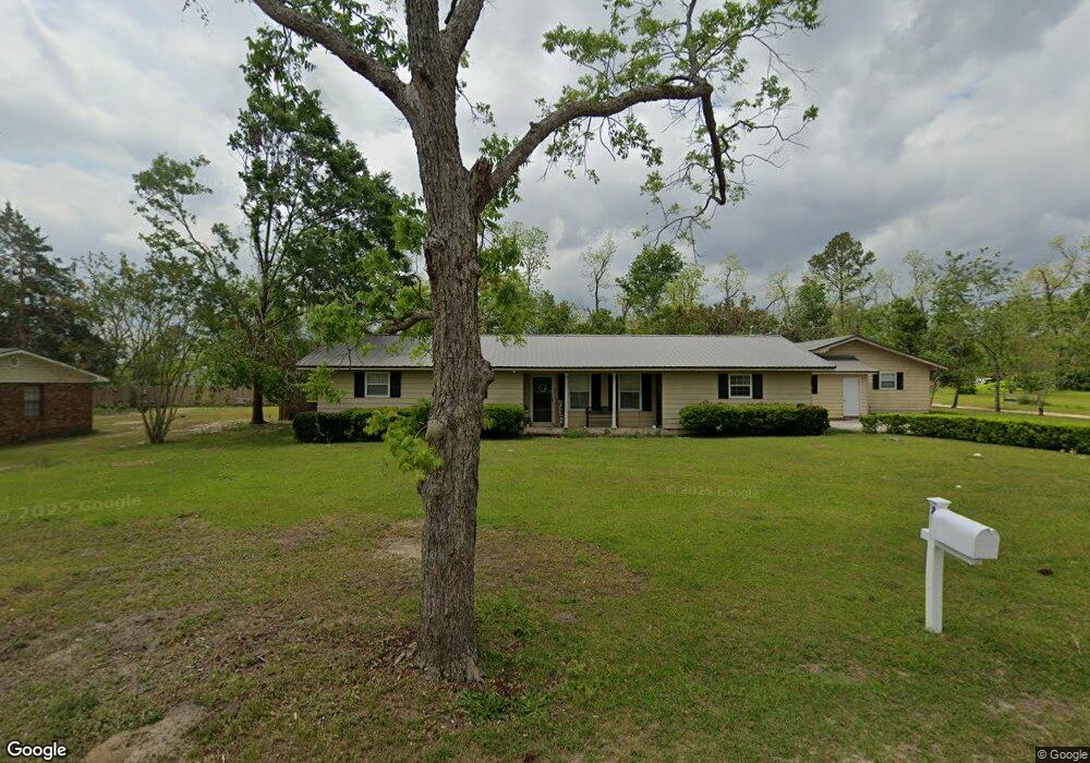 203 Pecan Ln, Douglas, GA 31535 - photo 1