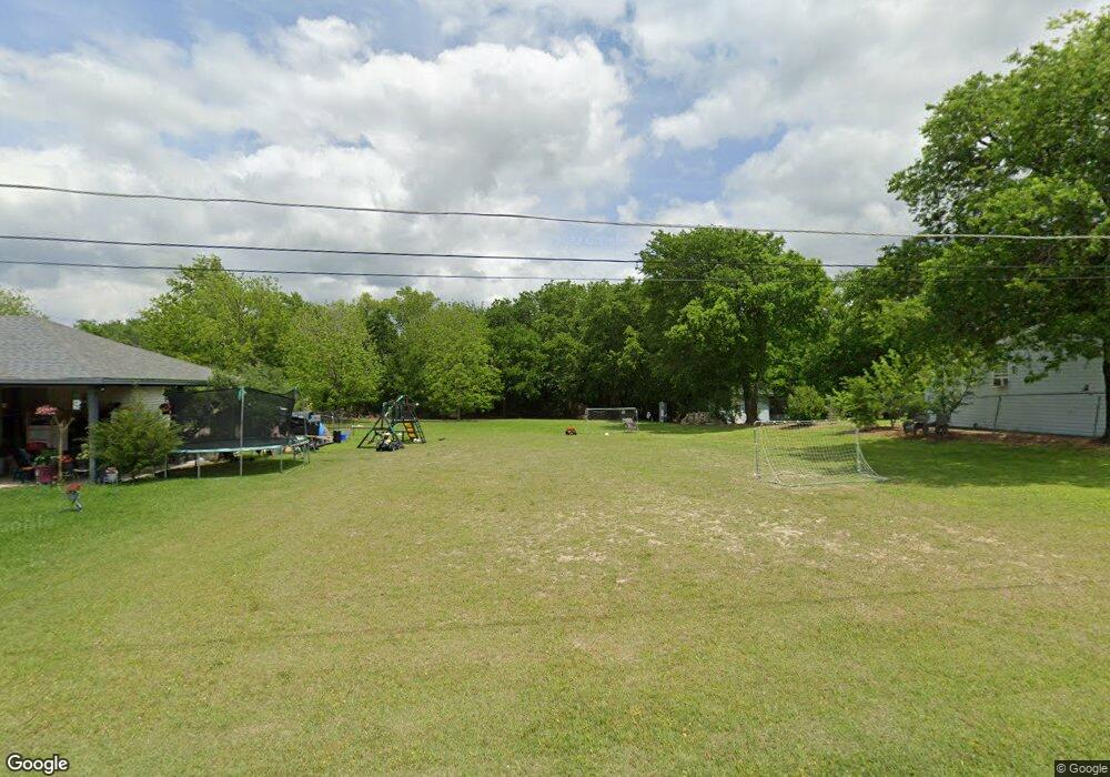 1206 N Shawnee St, Ennis, TX 75119 - photo 1