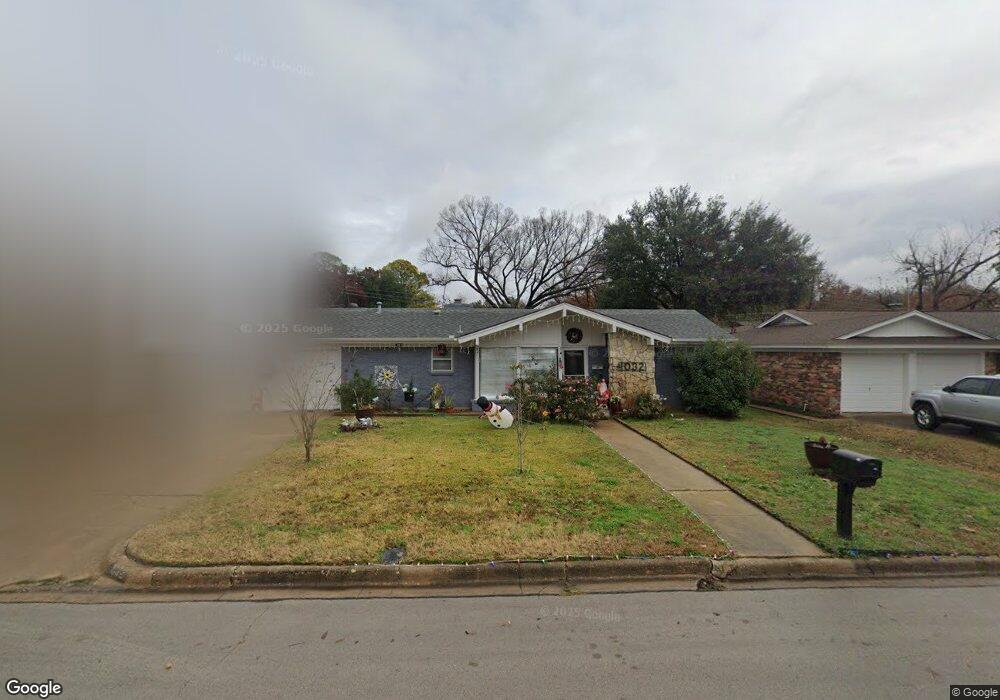 1032 Livingston Dr, Hurst, TX 76053 - photo 1