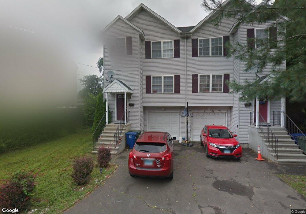 45 Saint Andrews St unit ANDREWS, Bridgeport, CT 06610 - photo 1