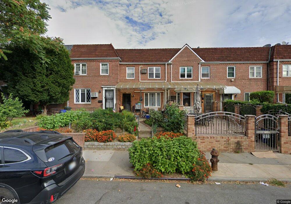 14425 75th Ave, Flushing, NY 11367 - photo 1